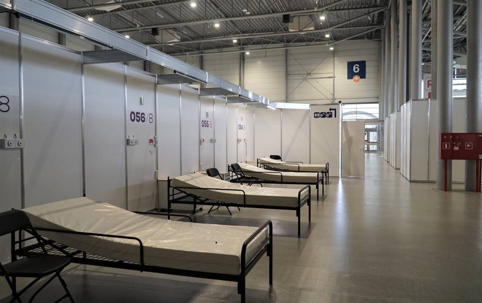 Łóżka dla 900 pacjentów. 51- tonowy zbiornik z tlenem
