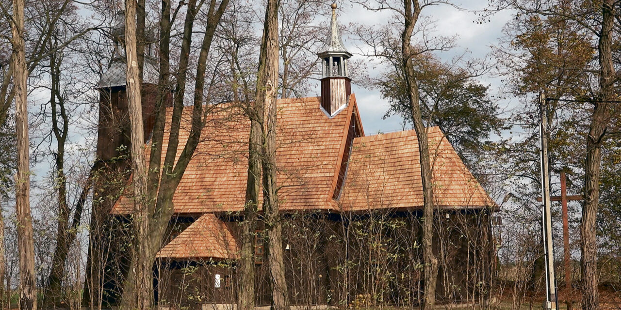 Parafia w Kobylej Górze otrzyma środki na renowację dzwonnicy