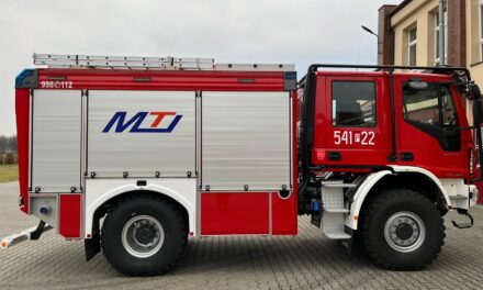 Strażacy z Ostrzeszowa mają nowy wóz bojowy