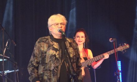 Felicjan Andrzejczak zaśpiewał dla ostrzeszowskiej publiczności (FILM)