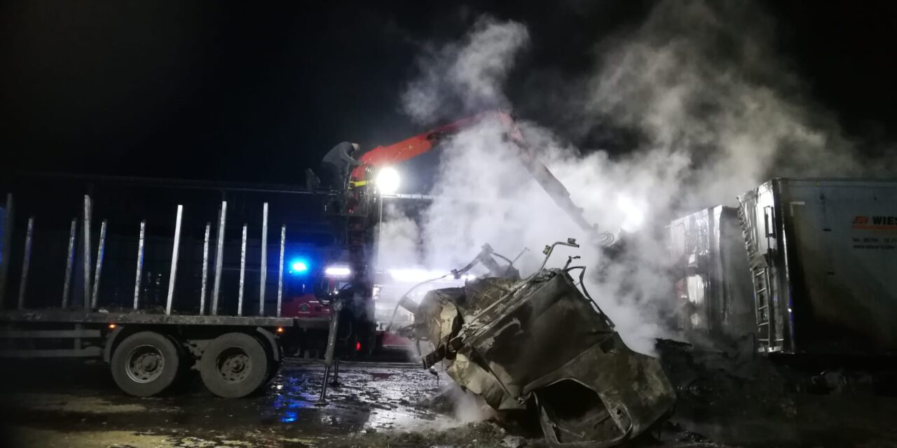Pożar ciężarówek