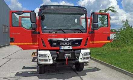Strażacy ochotnicy z Doruchowa mają nowy wóz bojowy