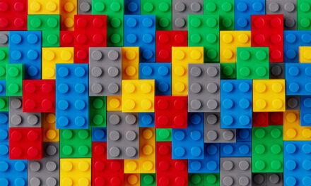 Kultowe klocki, czyli jak powstało LEGO