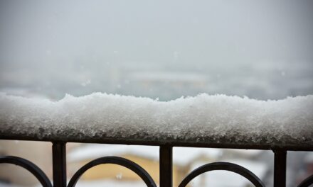 Jak zaaranżować balkon na zimę?