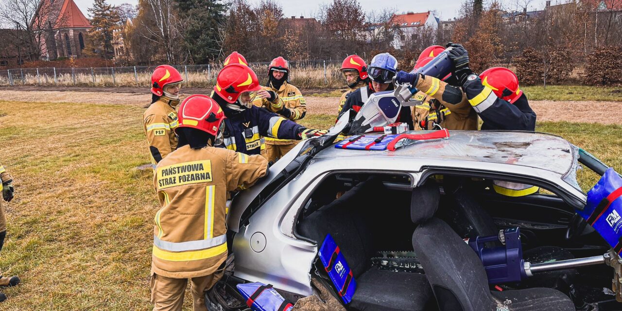 Ostrzeszowscy strażacy mają nowy sprzęt
