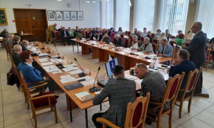 Radni powiatowi w obronie Jana Pawła II