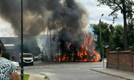 Pożar na terenie zakładu wulkanizacyjnego w Grabowie nad Prosną FILM