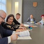 Remont drogi przy szkole w Kaliszkowicach Ołobockich