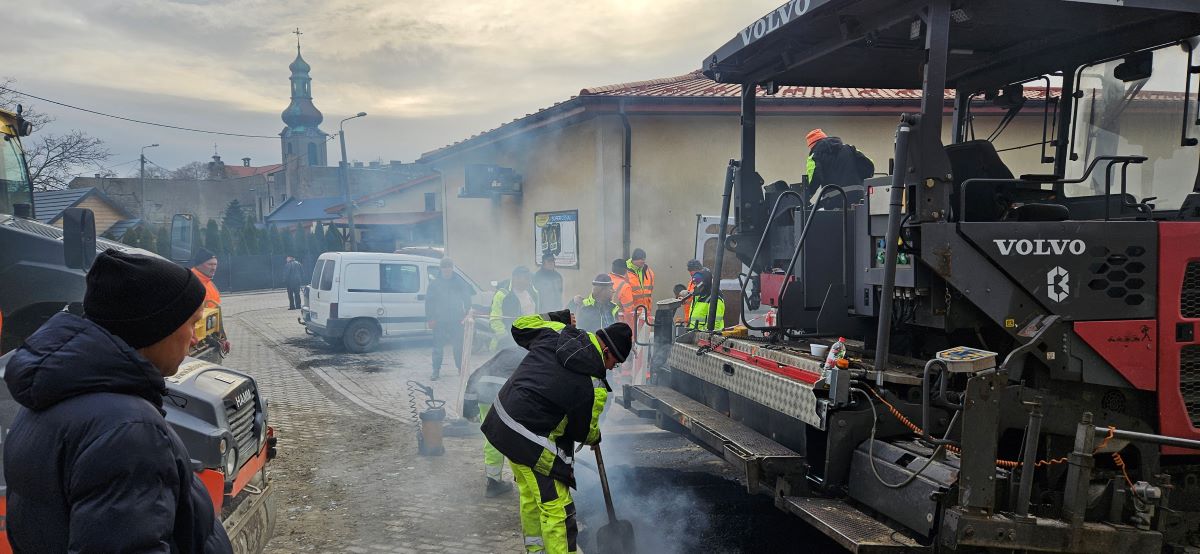 Mikstat: Na Ogrodowej i Odolanowskiej kładą asfalt